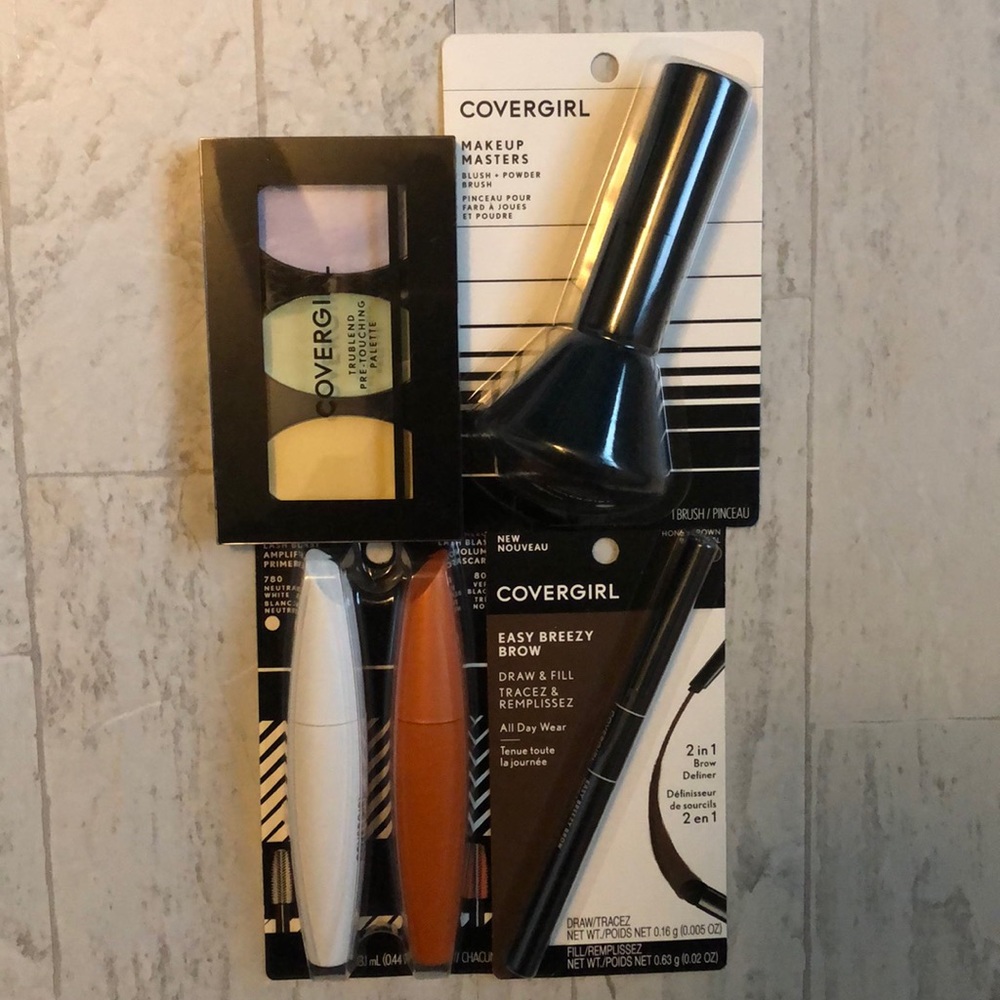 Covergirl Concealer, Mascara, Brow Pencil & Makeup Brush Bundle